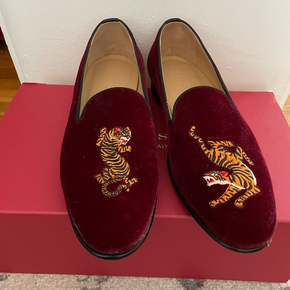 Scarossa burgundy velvet tiger mens loafers - Picture 2 of 7